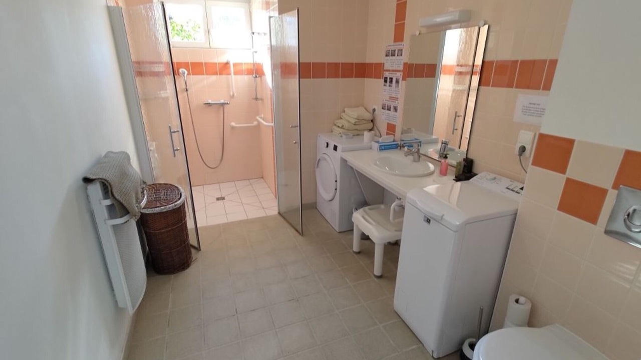 Photo of Bathroom in Attigneville