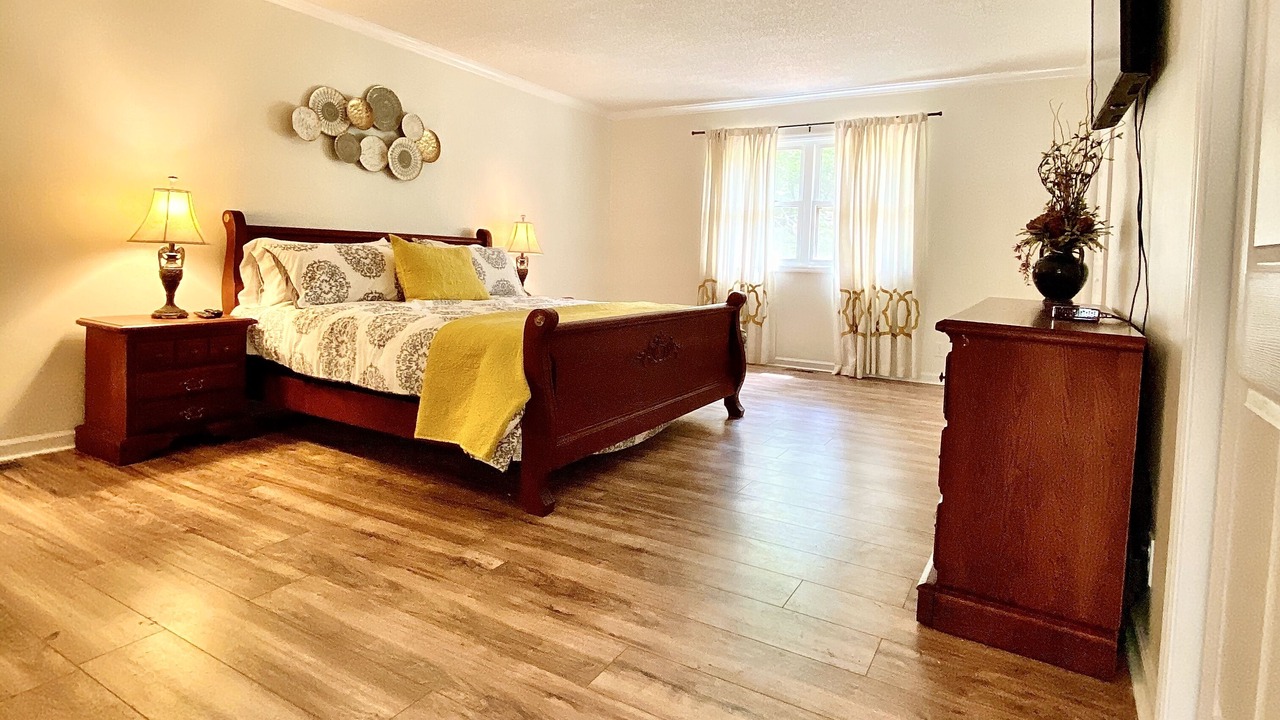 Photo of Bedroom in Rock Harbor