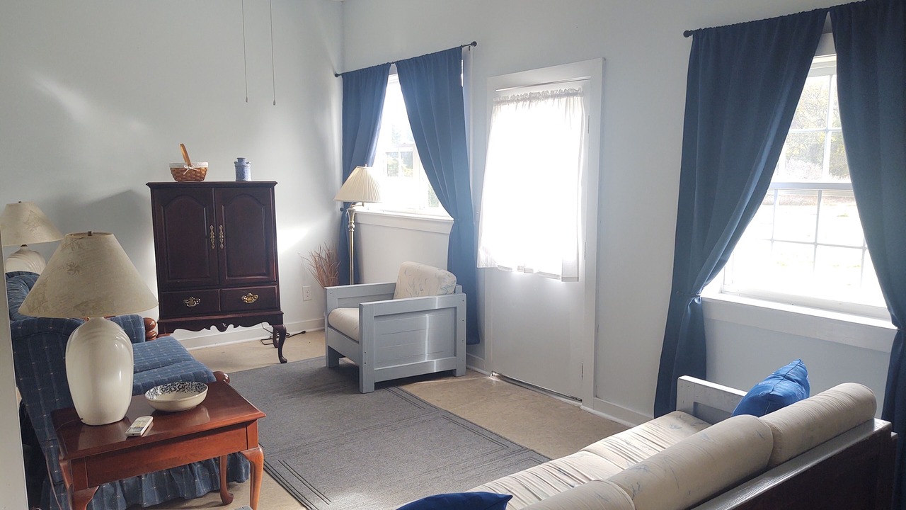 Photo of Livingroom in Cape Charles