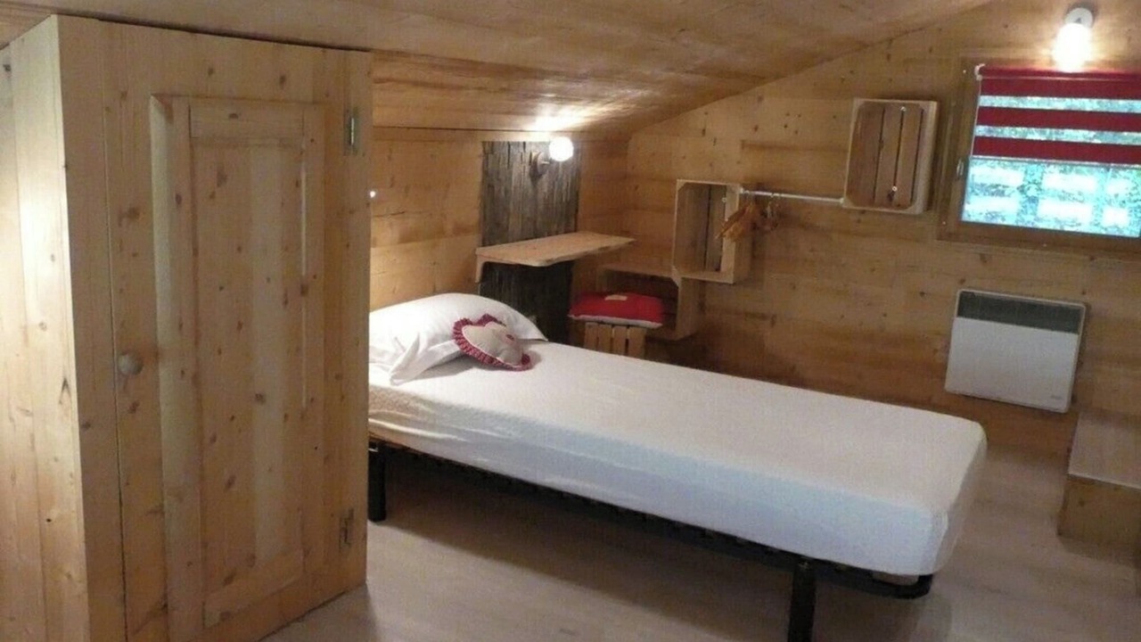 Photo of Bedroom in Thones