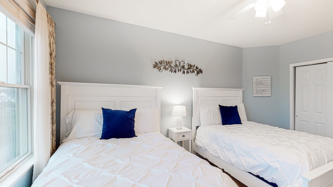 Photo of Bedroom in Sun Ridge
