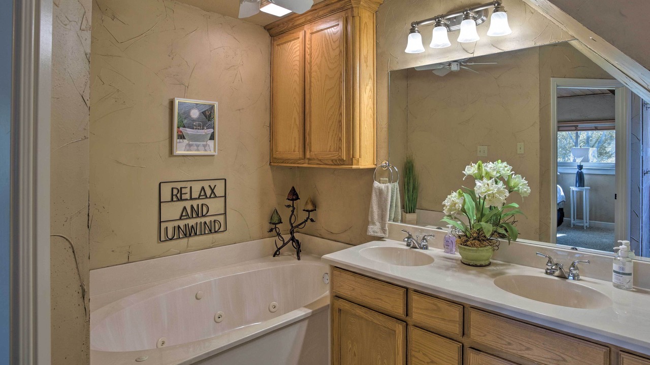 Photo of Bathroom in Granbury