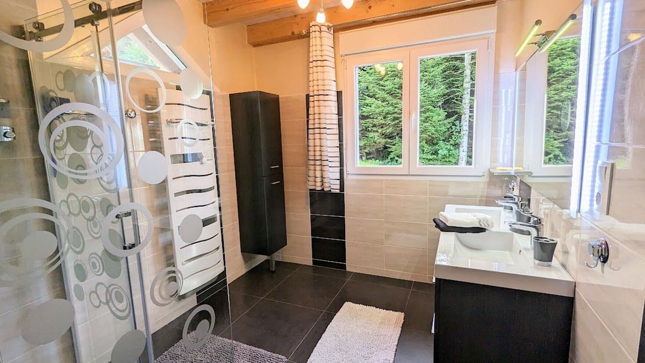 Photo of Bathroom in Anould