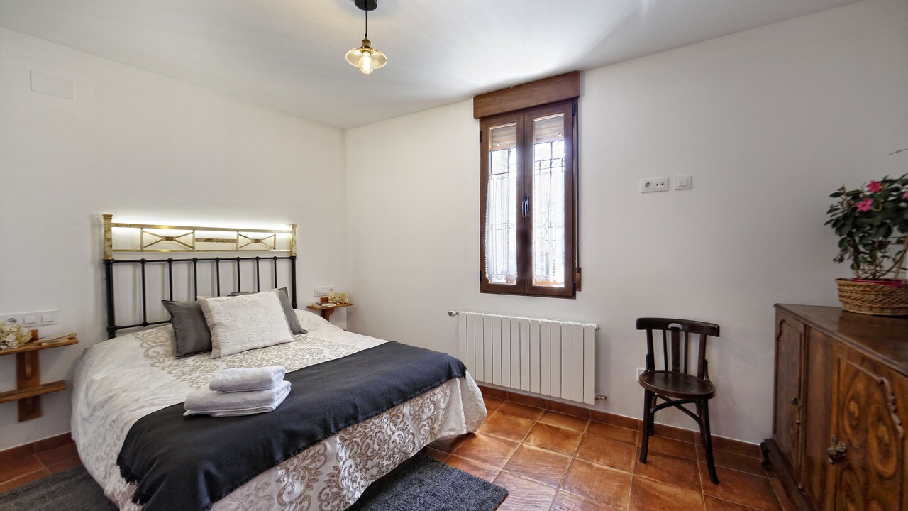 Photo of Bedroom in Adrados