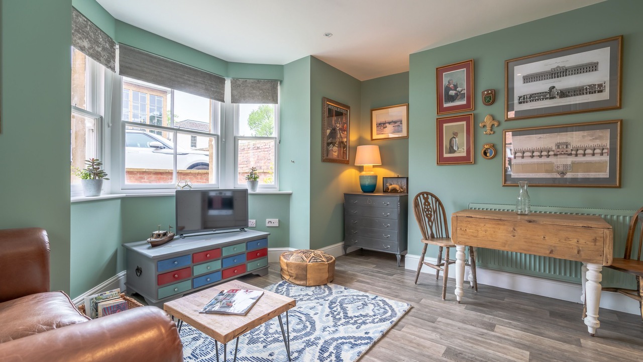 Photo of Livingroom in Gloucester