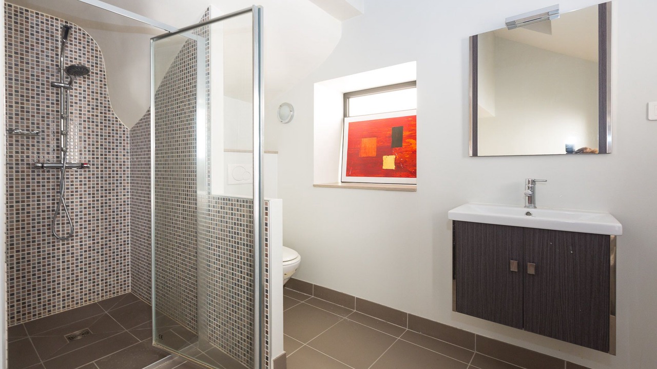 Photo of Bathroom in Parchamp–Albert Kahn