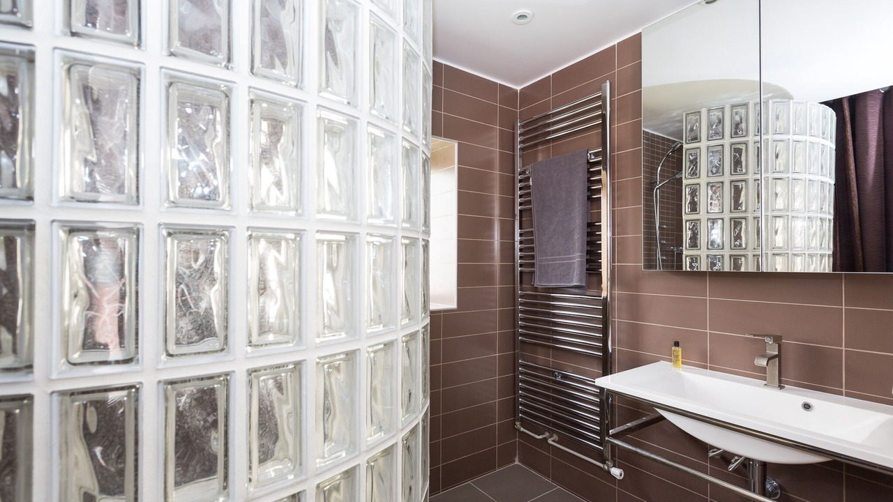 Photo of Bathroom in Parchamp–Albert Kahn
