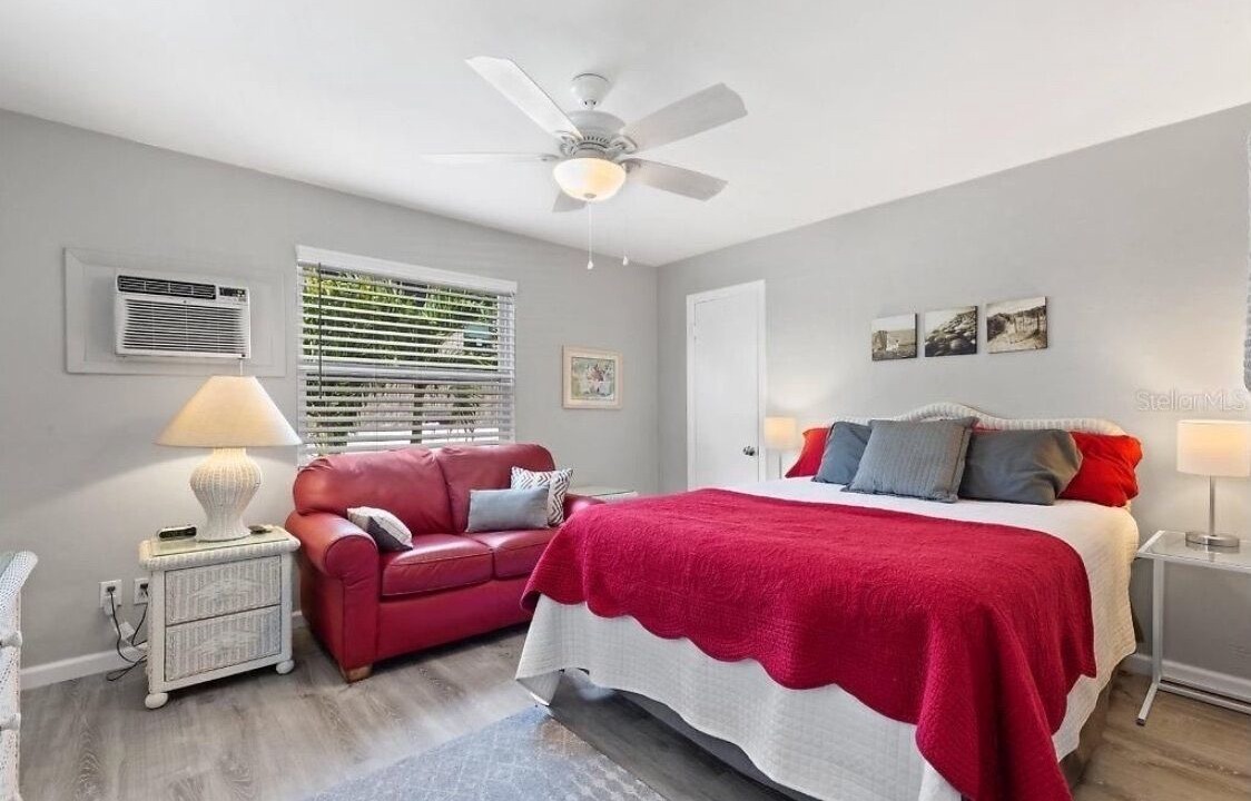 Photo of Bedroom in Crescent Heights