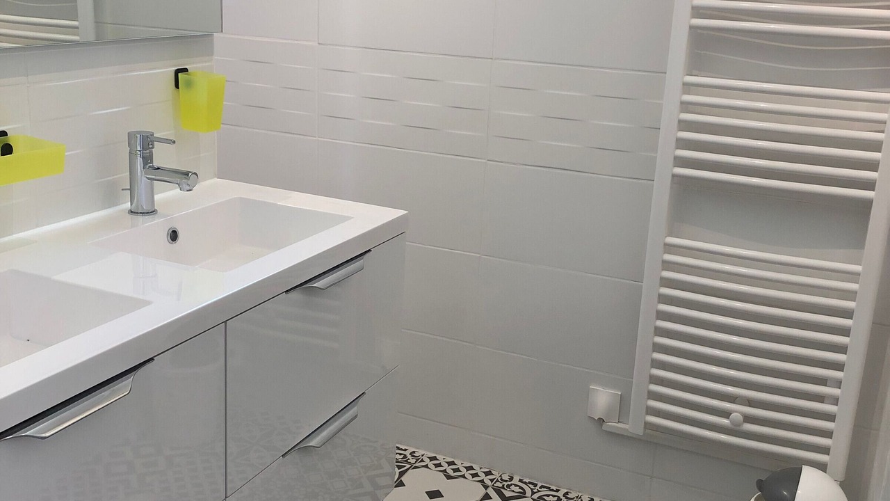Photo of Bathroom in Monce-en-Belin