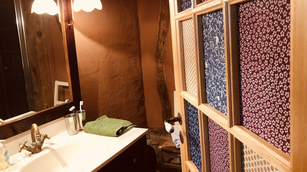 Photo of Bathroom in Saint-Honore