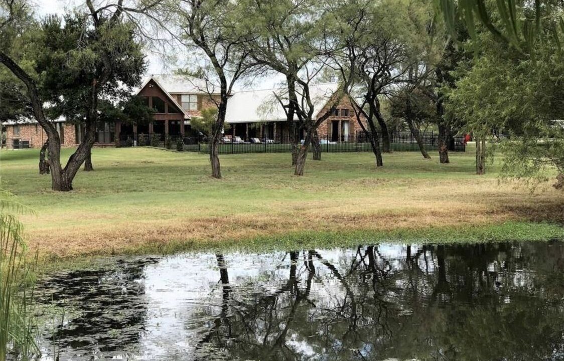 Photo of Outdoor in Era