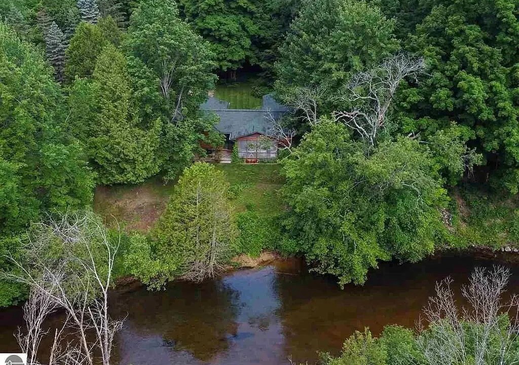 Photo of Others in Thompsonville