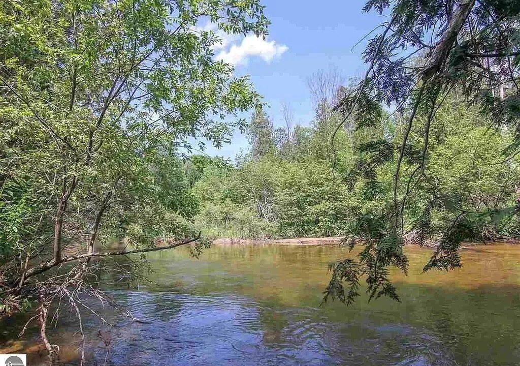 Photo of Others in Thompsonville