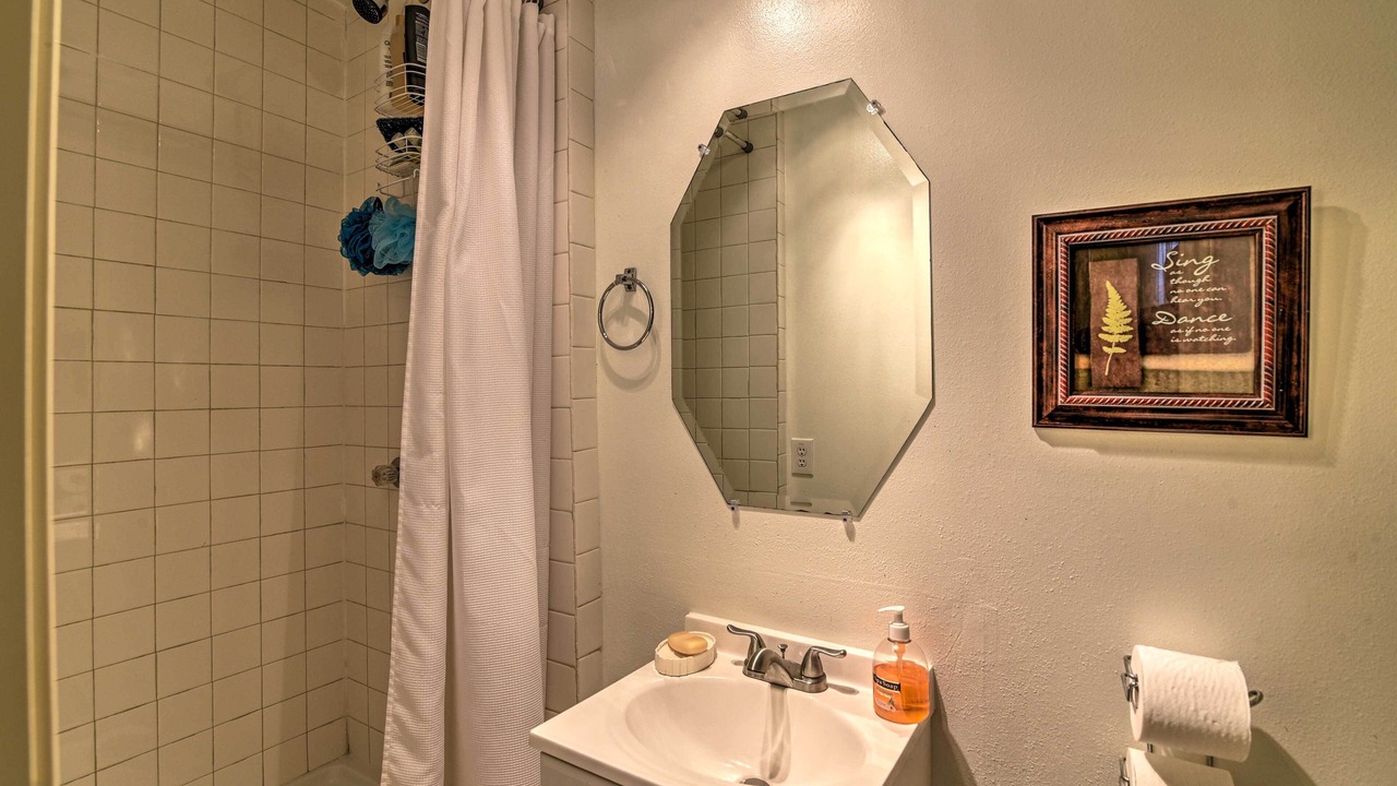 Photo of Bathroom in Pasadena