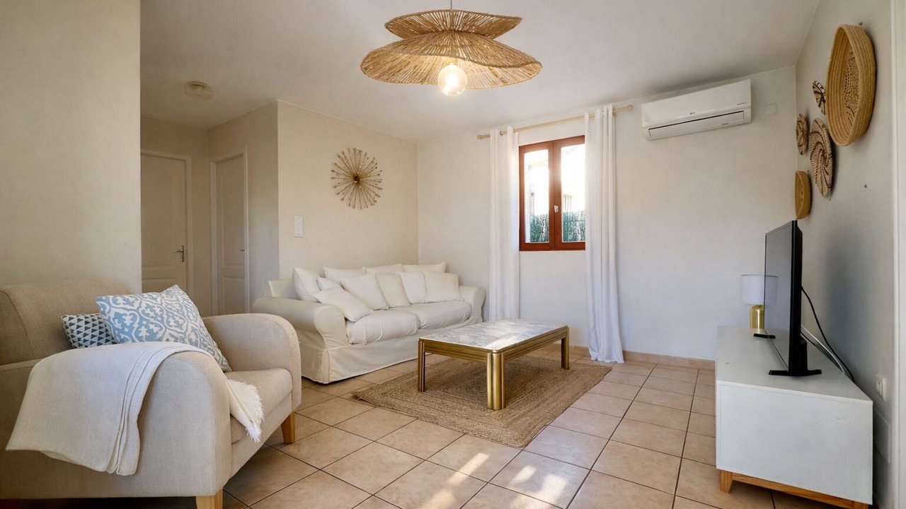 Photo of Livingroom in Aleria