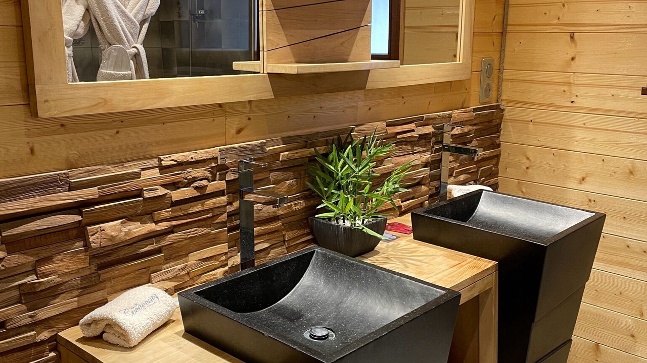 Photo of Bathroom in Bruyeres
