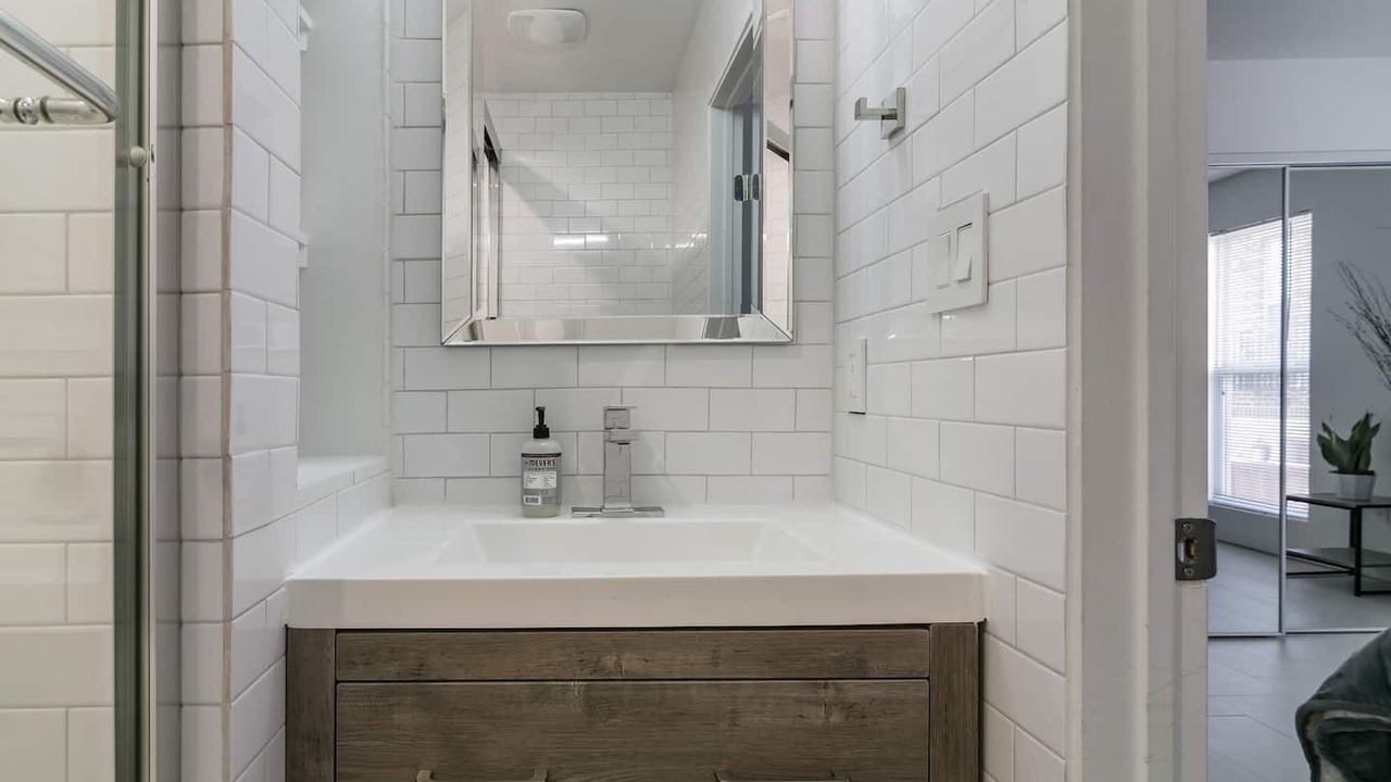 Photo of Bathroom in Oak Lawn
