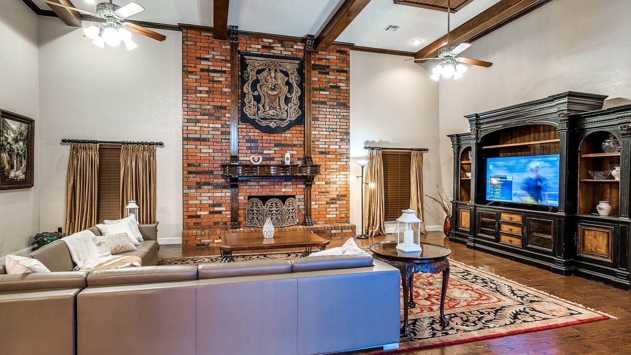 Photo of Livingroom in South Oklahoma City