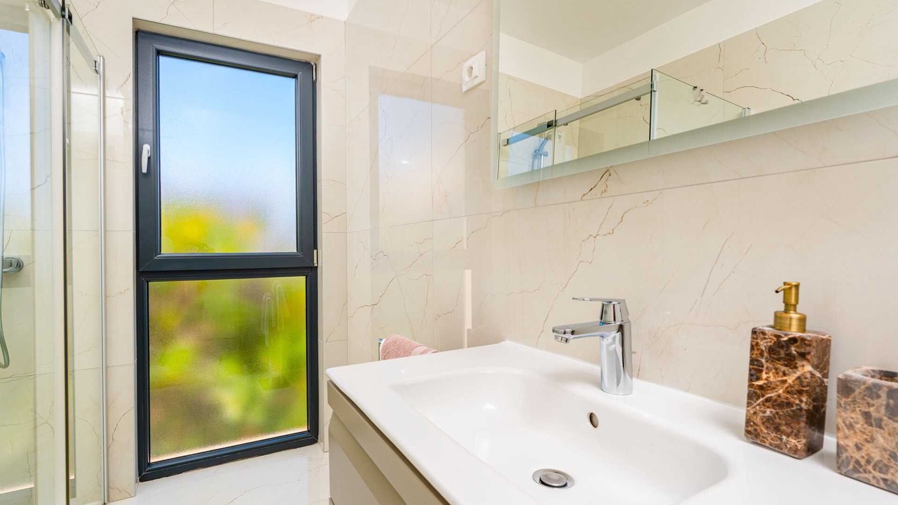 Photo of Bathroom in Blato
