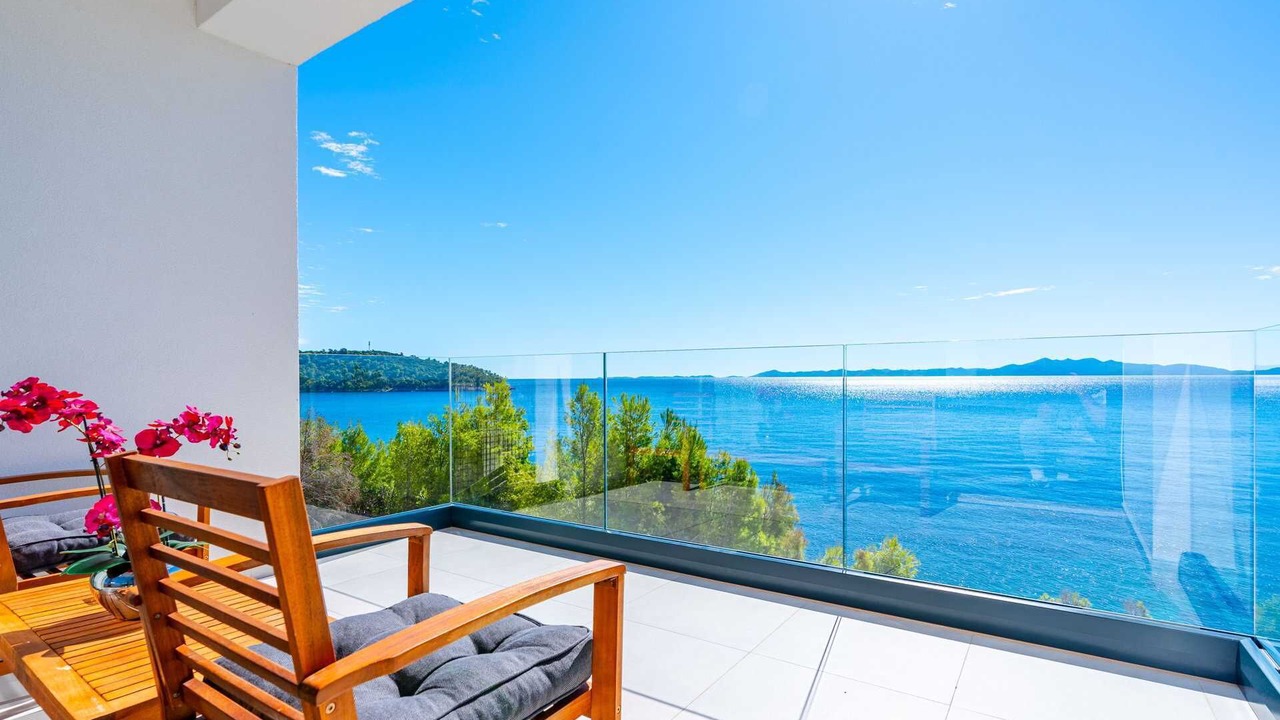 Photo of Patio Balcony in Blato