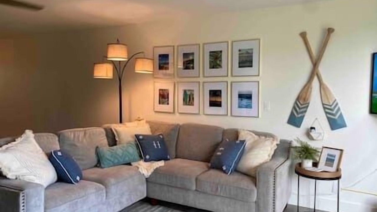 Photo of Livingroom in Kahuku