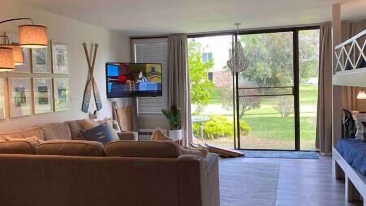 Photo of Livingroom in Kahuku