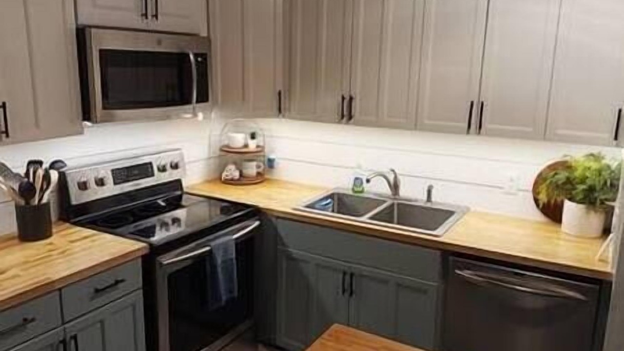 Photo of Kitchen in Kahuku