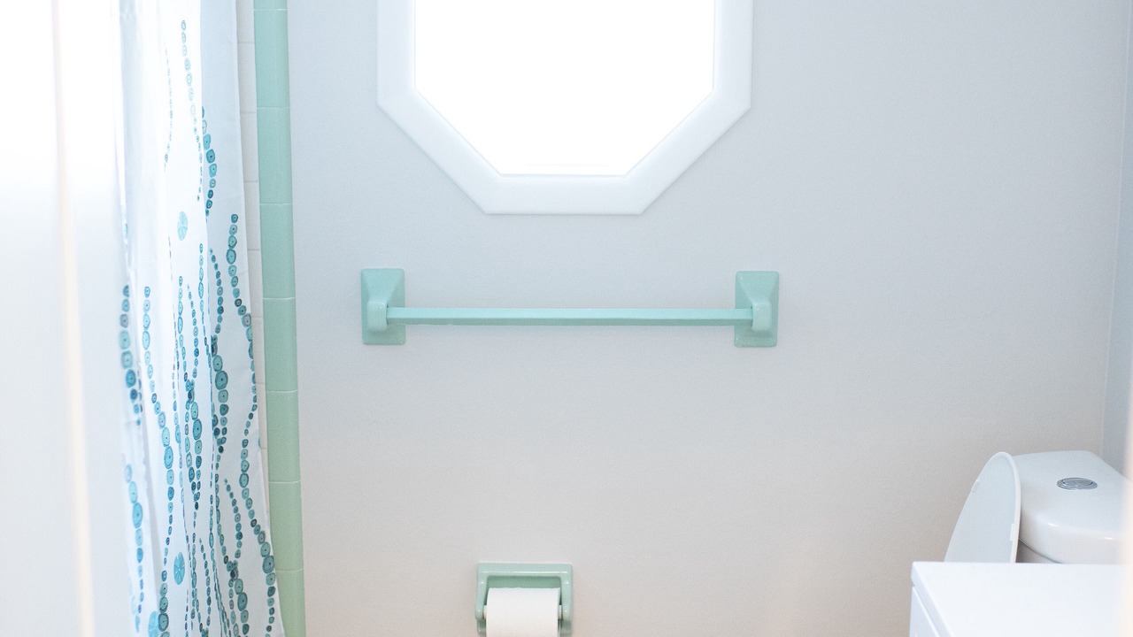 Photo of Bathroom in Yacht Club