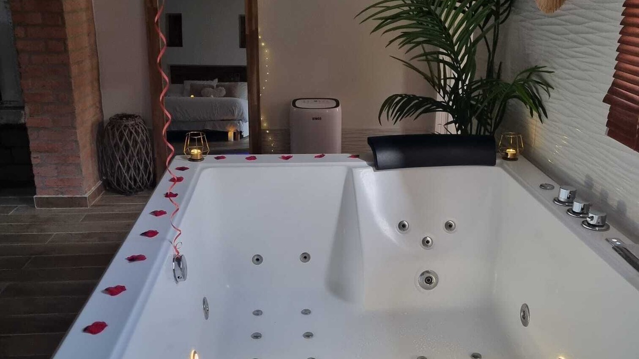 Photo of Bathroom in Saint-Prix