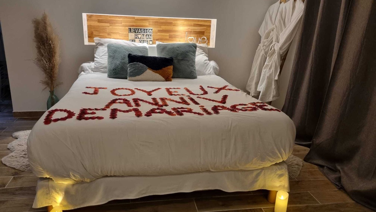 Photo of Bedroom in Saint-Prix