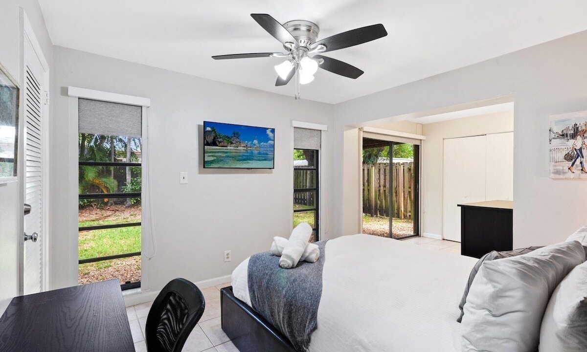 Photo of Bedroom in River Oaks