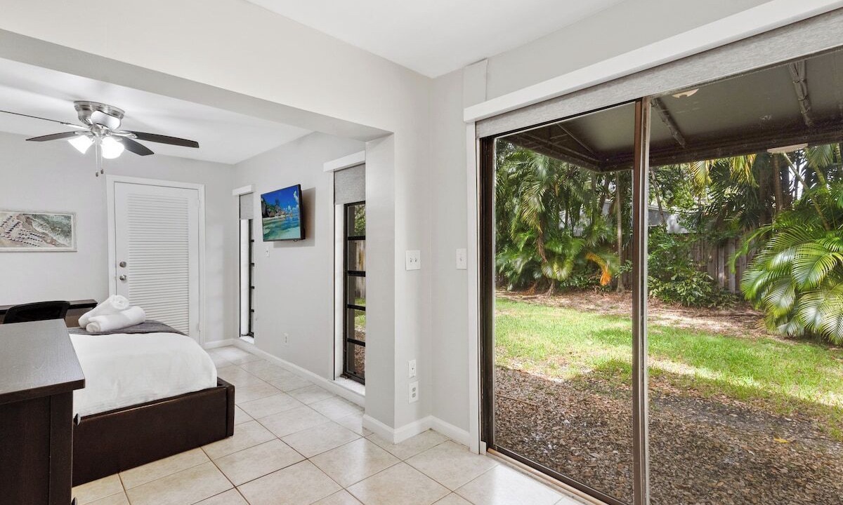 Photo of Bedroom in River Oaks