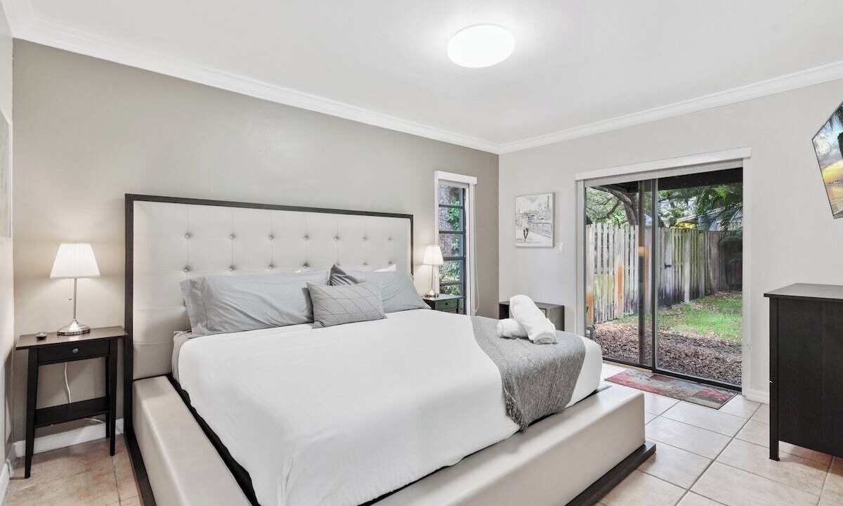 Photo of Bedroom in River Oaks