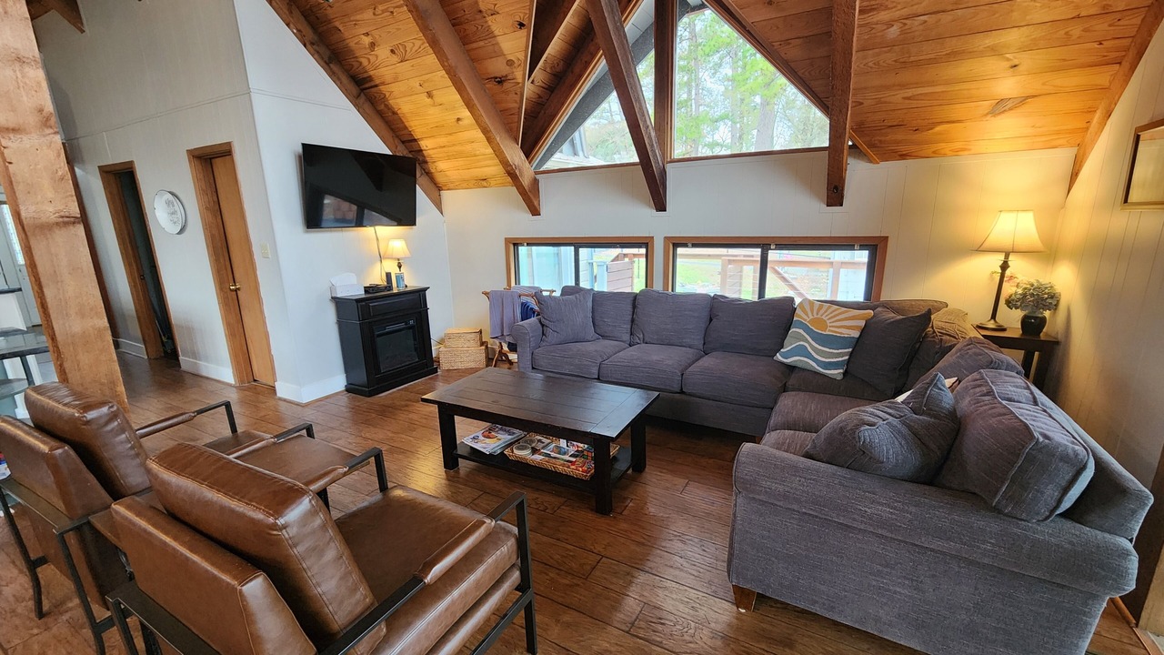 Photo of Livingroom in Lone Star