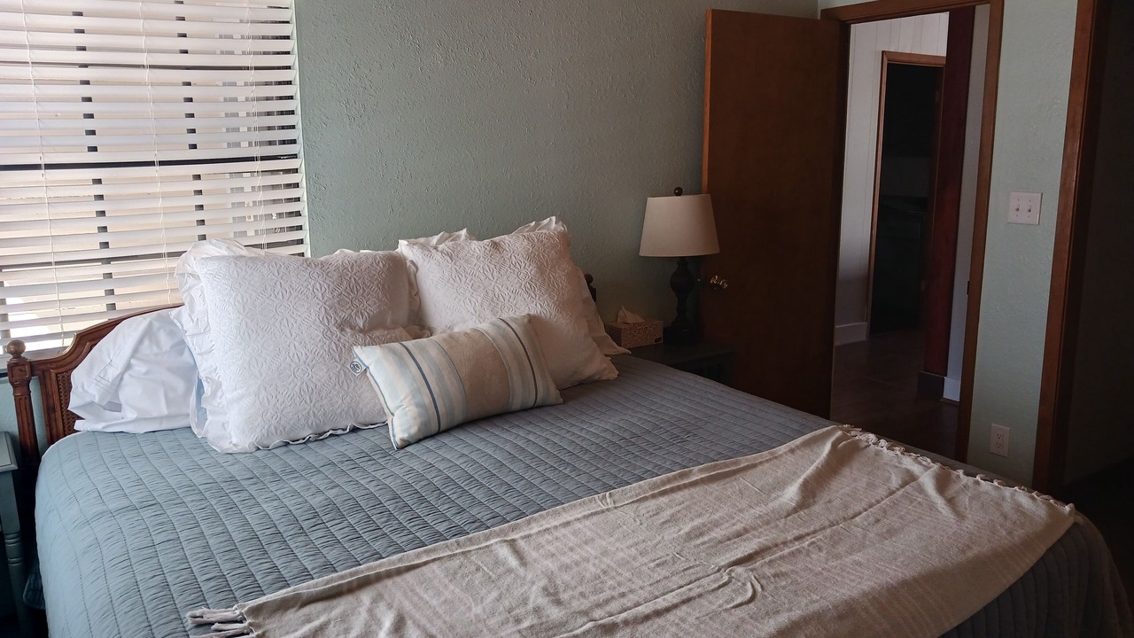 Photo of Bedroom in Lone Star