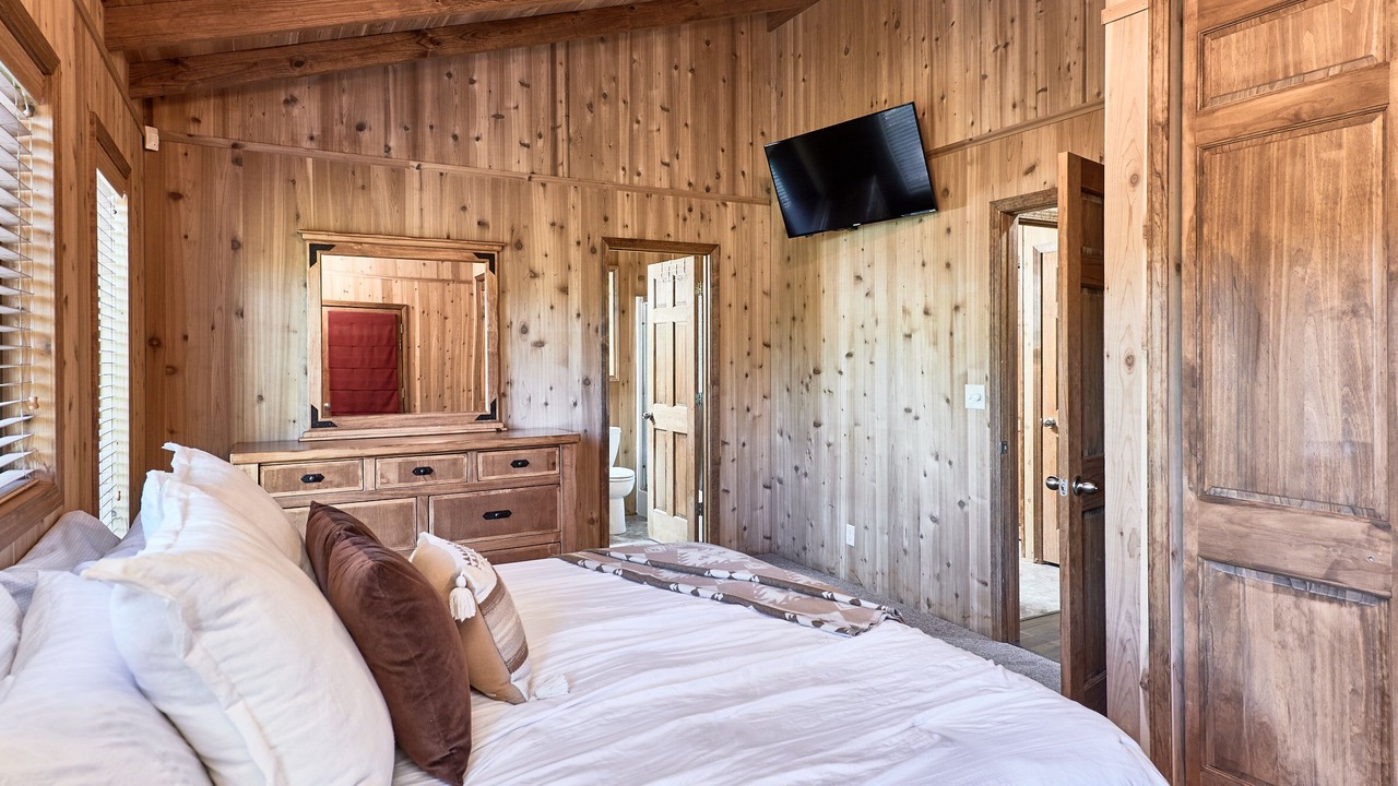 Photo of Bedroom in Innsbrook