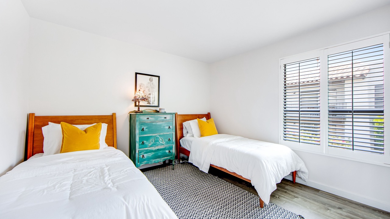 Photo of Bedroom in Canyon Corridor