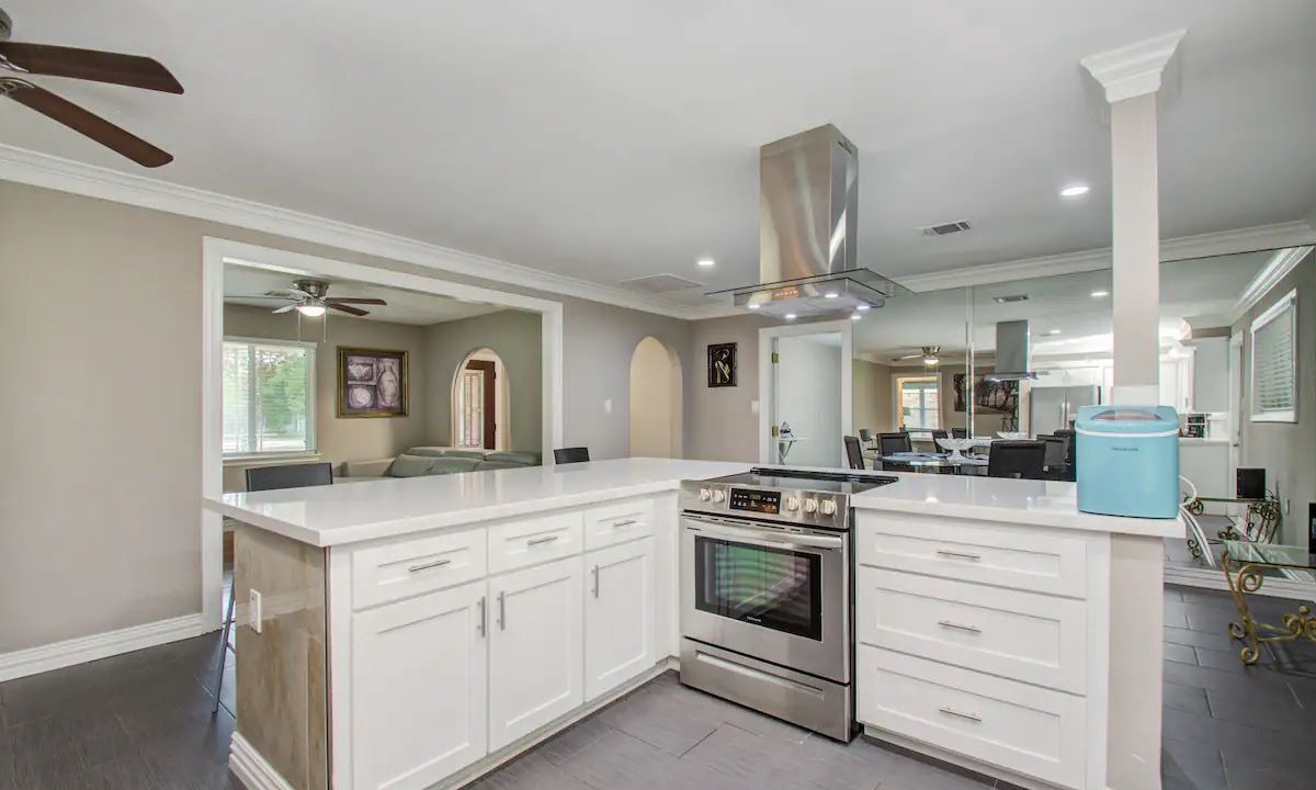 Photo of Kitchen in Garden Oaks