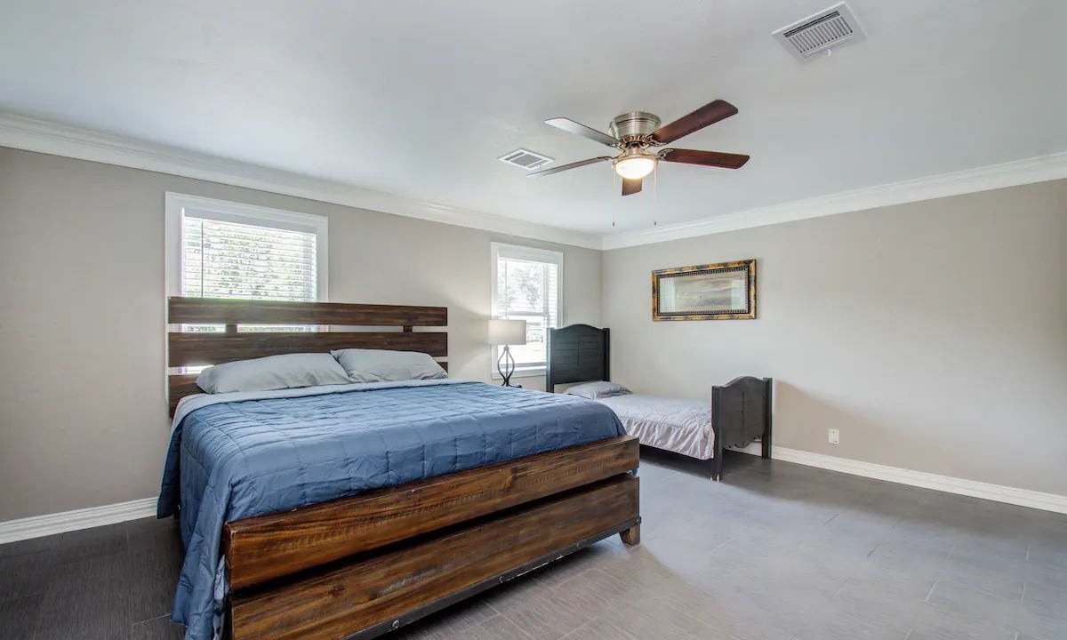 Photo of Bedroom in Garden Oaks