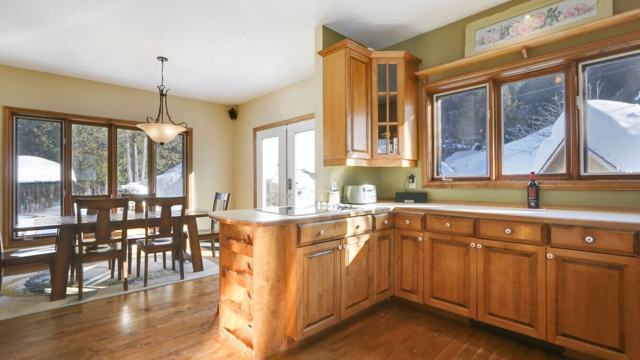Photo of Kitchen in Val-des-Monts