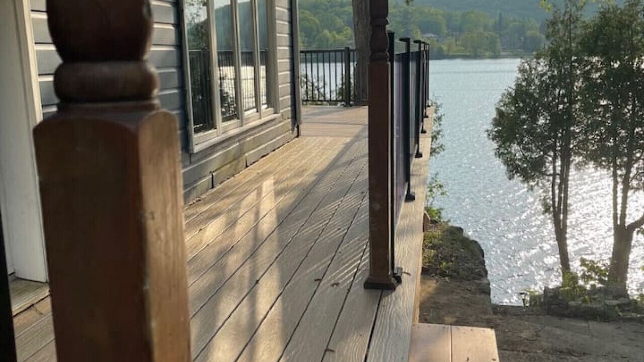 Photo of Patio Balcony in Val-des-Monts