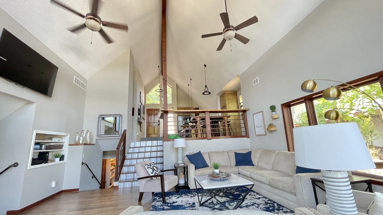 Photo of Livingroom in Gravois Mills