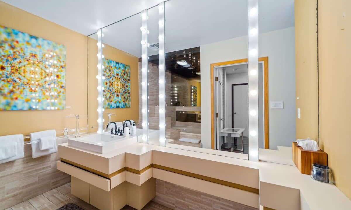 Photo of Bathroom in Downtown Austin