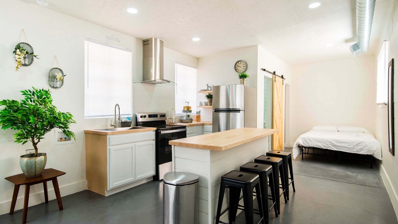 Photo of Kitchen in Pershing - Government Hill