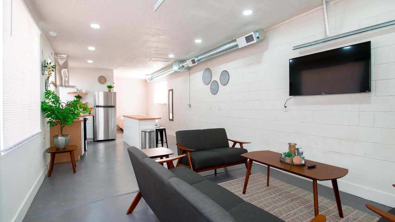Photo of Livingroom in Pershing - Government Hill