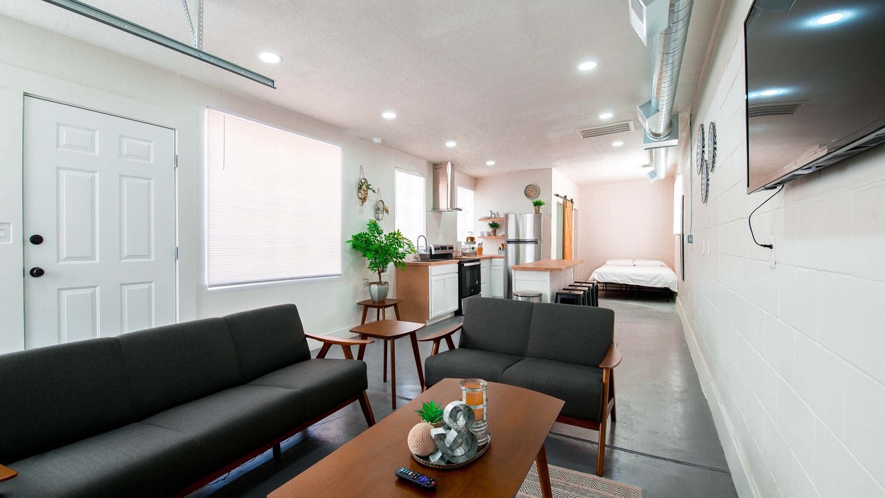 Photo of Livingroom in Pershing - Government Hill