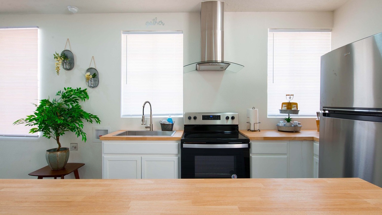 Photo of Kitchen in Pershing - Government Hill