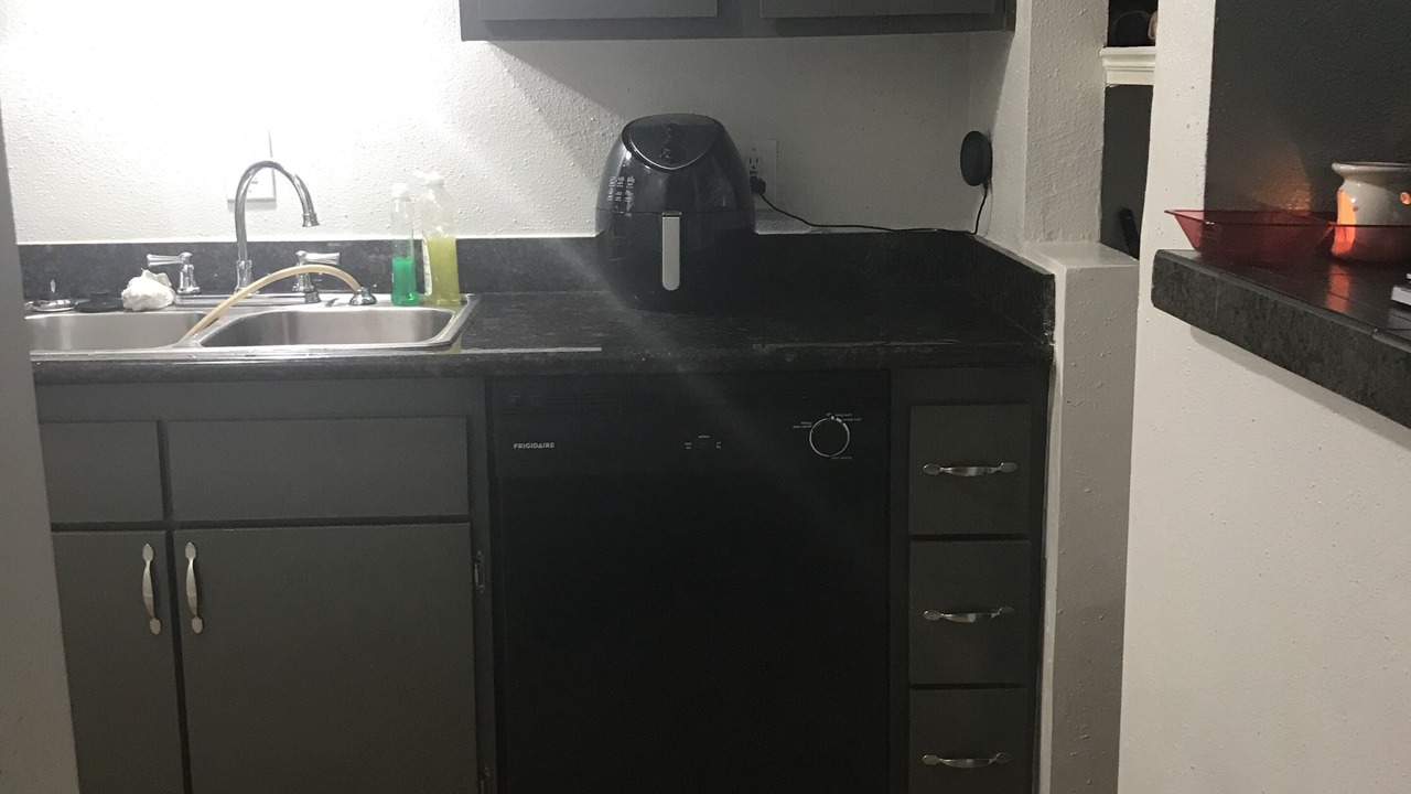 Photo of Kitchen in Garden Oaks