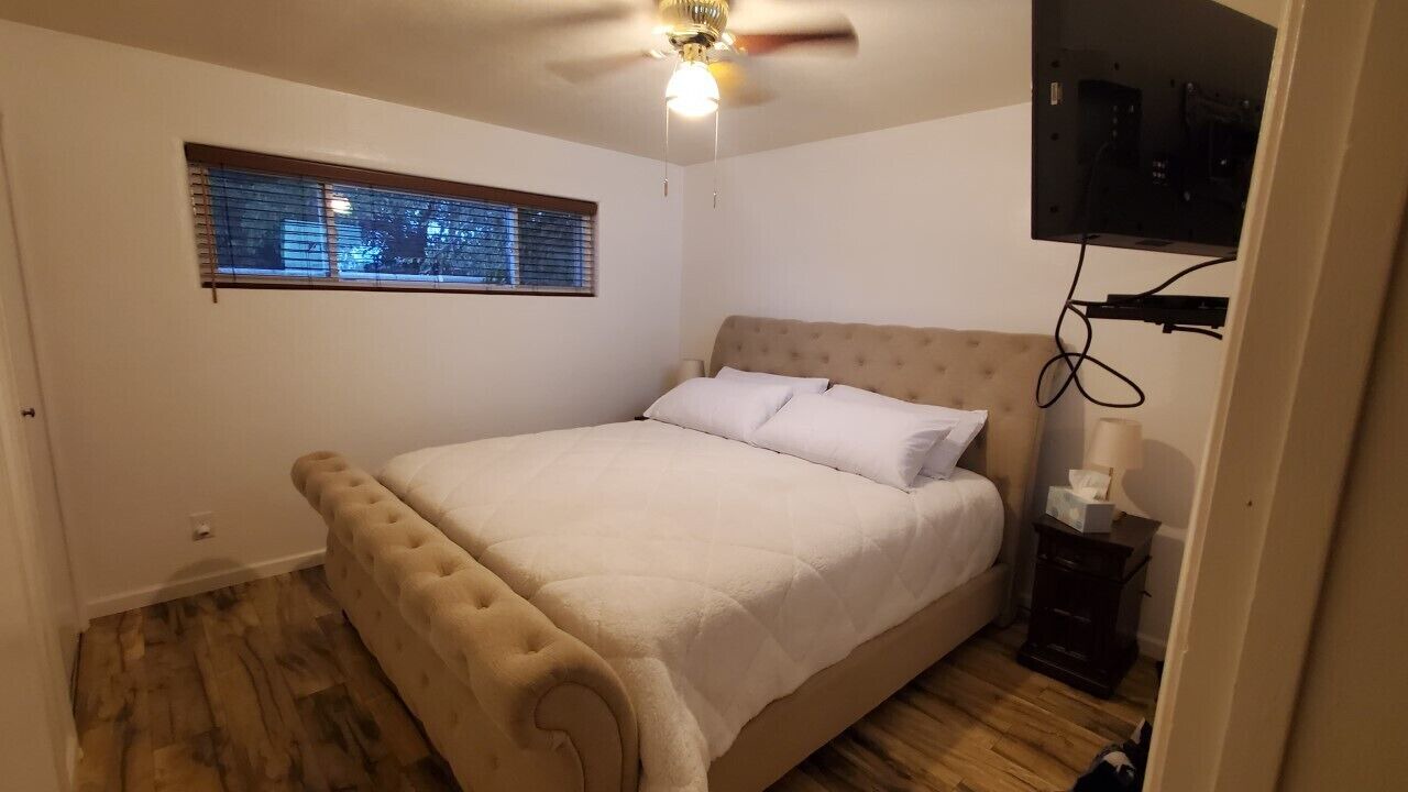 Photo of Bedroom in Trumbull Village