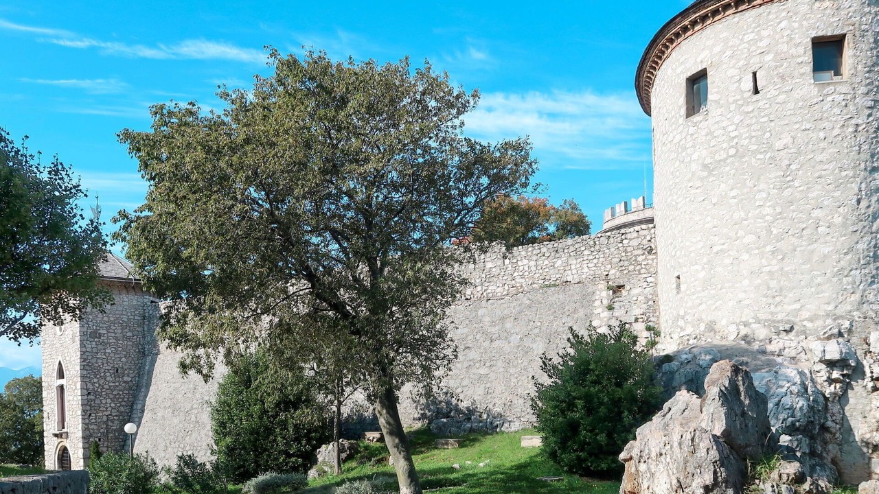 Photo of Others in Sarsoni